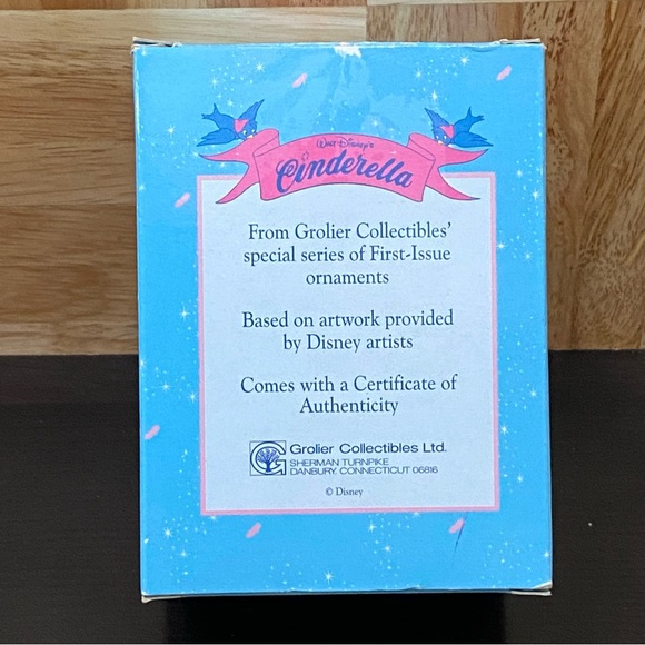 Vintage Disney Cinderella Grolier First Issue Christmas Ornament - Picture 2 of 15